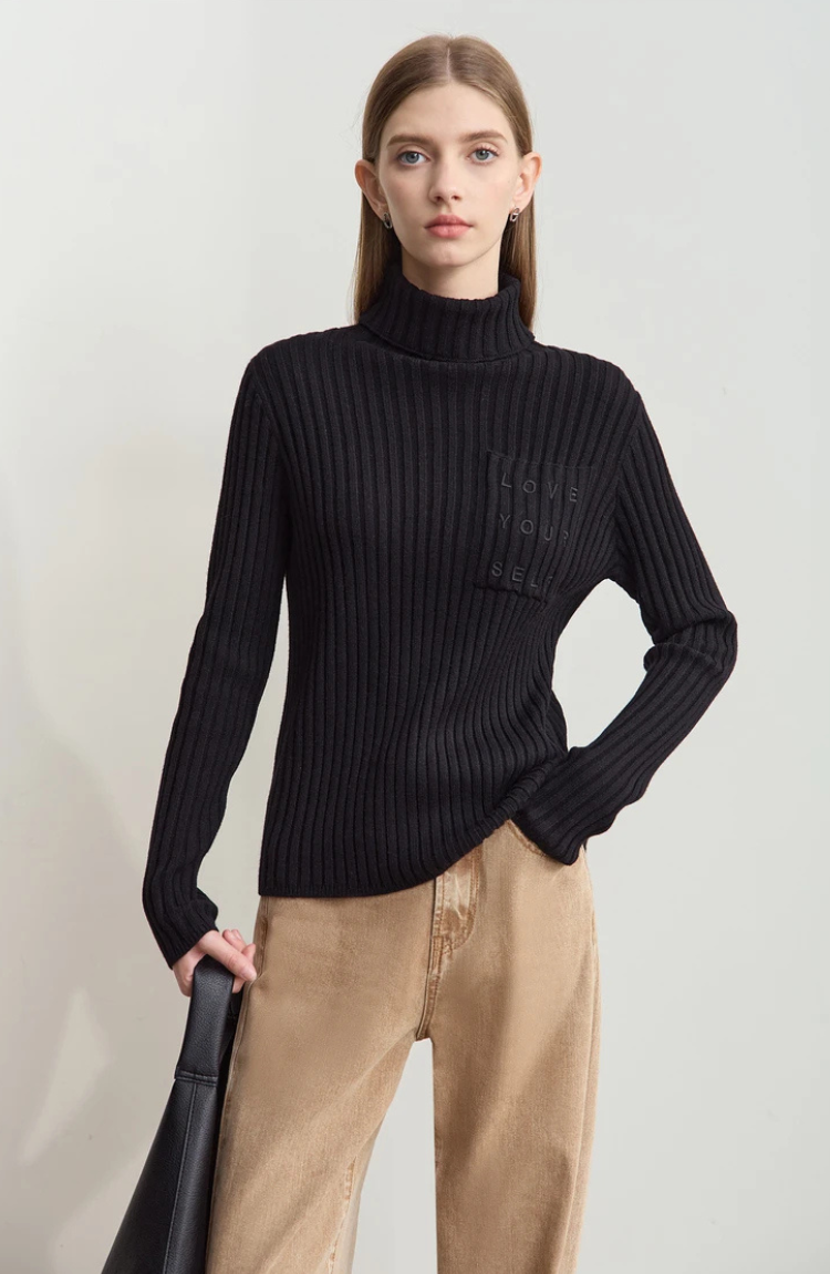 Rippstrick Rollkragenpullover | Weicher Cashmere-Mix | Taillierte Silhouette