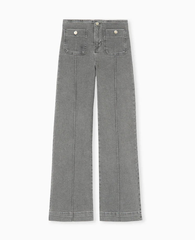 Hohe Taillierte Straight Jeans | Kontrastnähte | Vollständige Silhouette