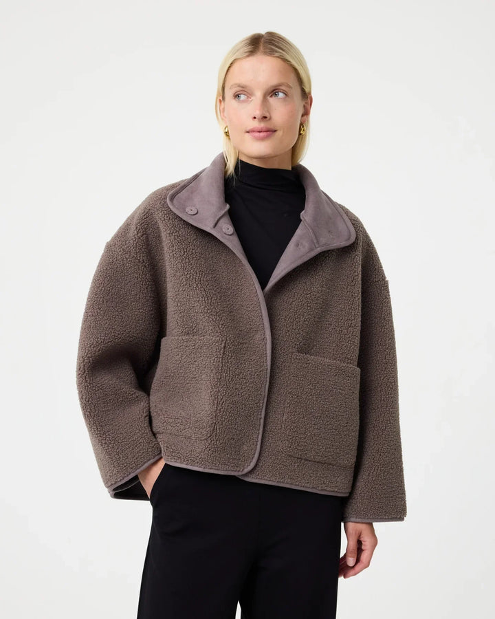 Faux Shearling Jacke | Hoher Kragen | Oversized Fit