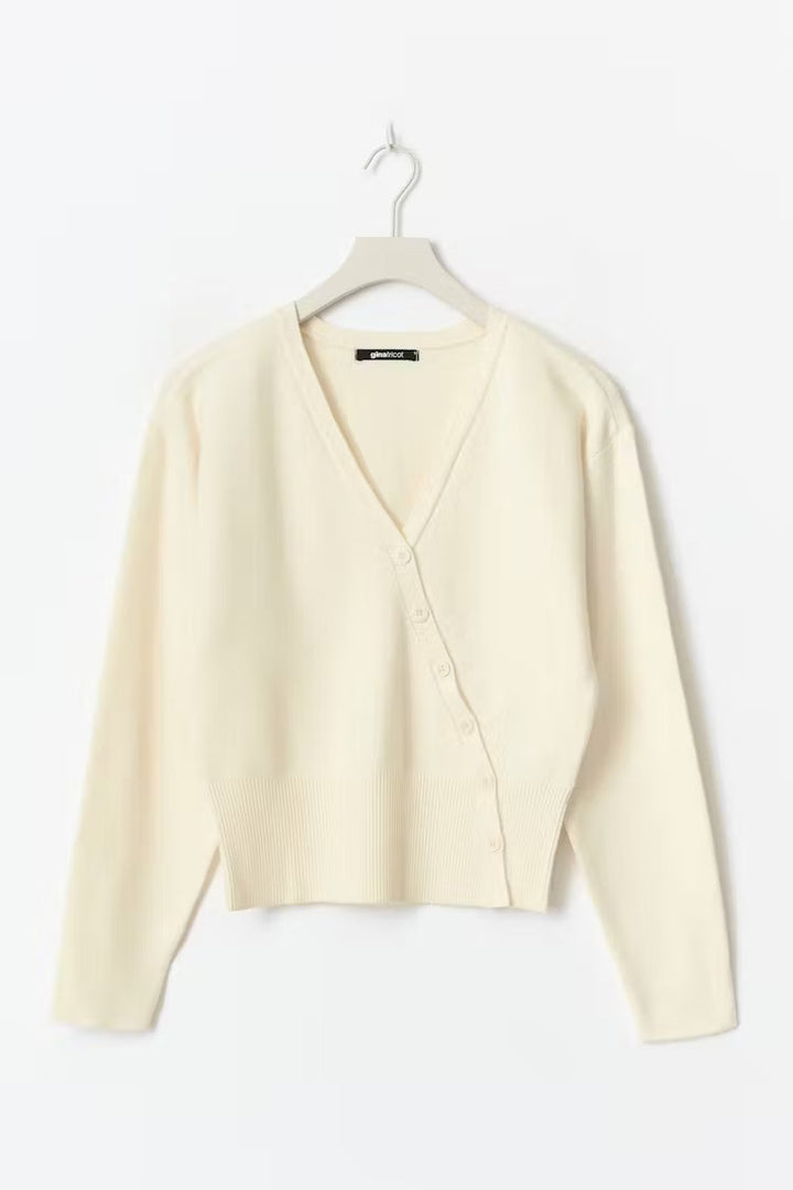 Asymmetrischer Knopf Cardigan | Weicher Strick
