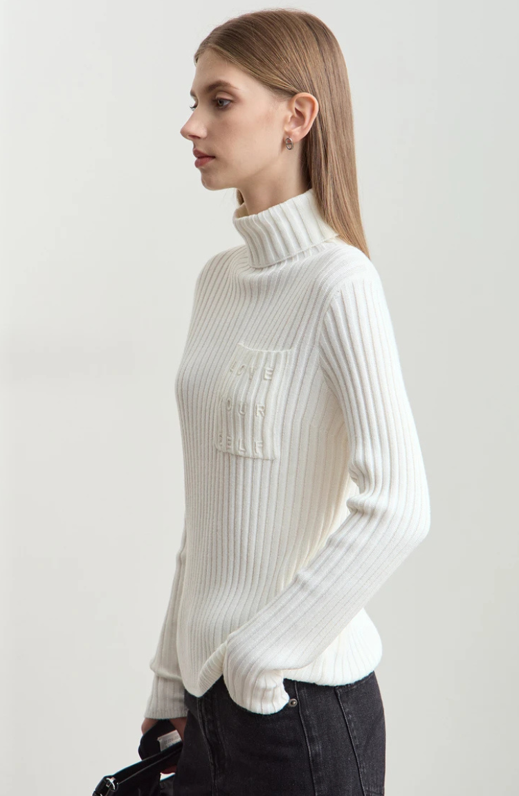Rippstrick Rollkragenpullover | Weicher Cashmere-Mix | Taillierte Silhouette