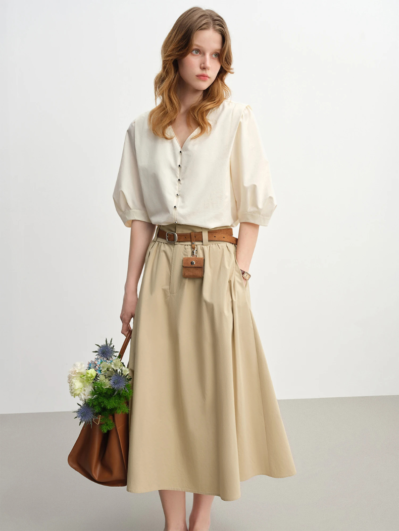 V-Ausschnitt Puffärmel Bluse | Relaxed Fit | Knopfdetails