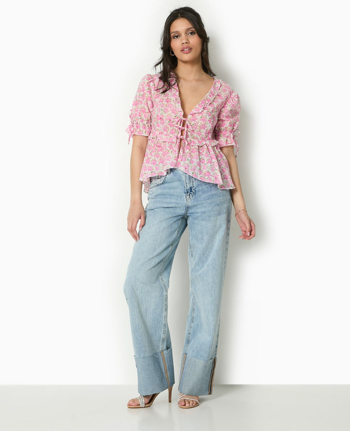 Bluse Lichtglanz | Rüschenausschnitt | Puffärmel