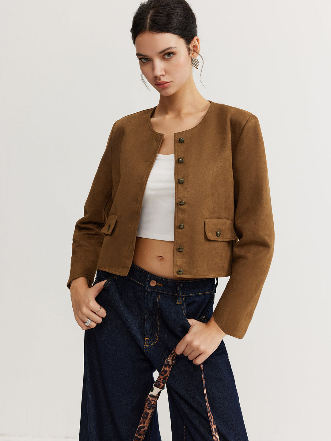Cropped Button Jacket | Minimalistische Silhouette | Runder Ausschnitt