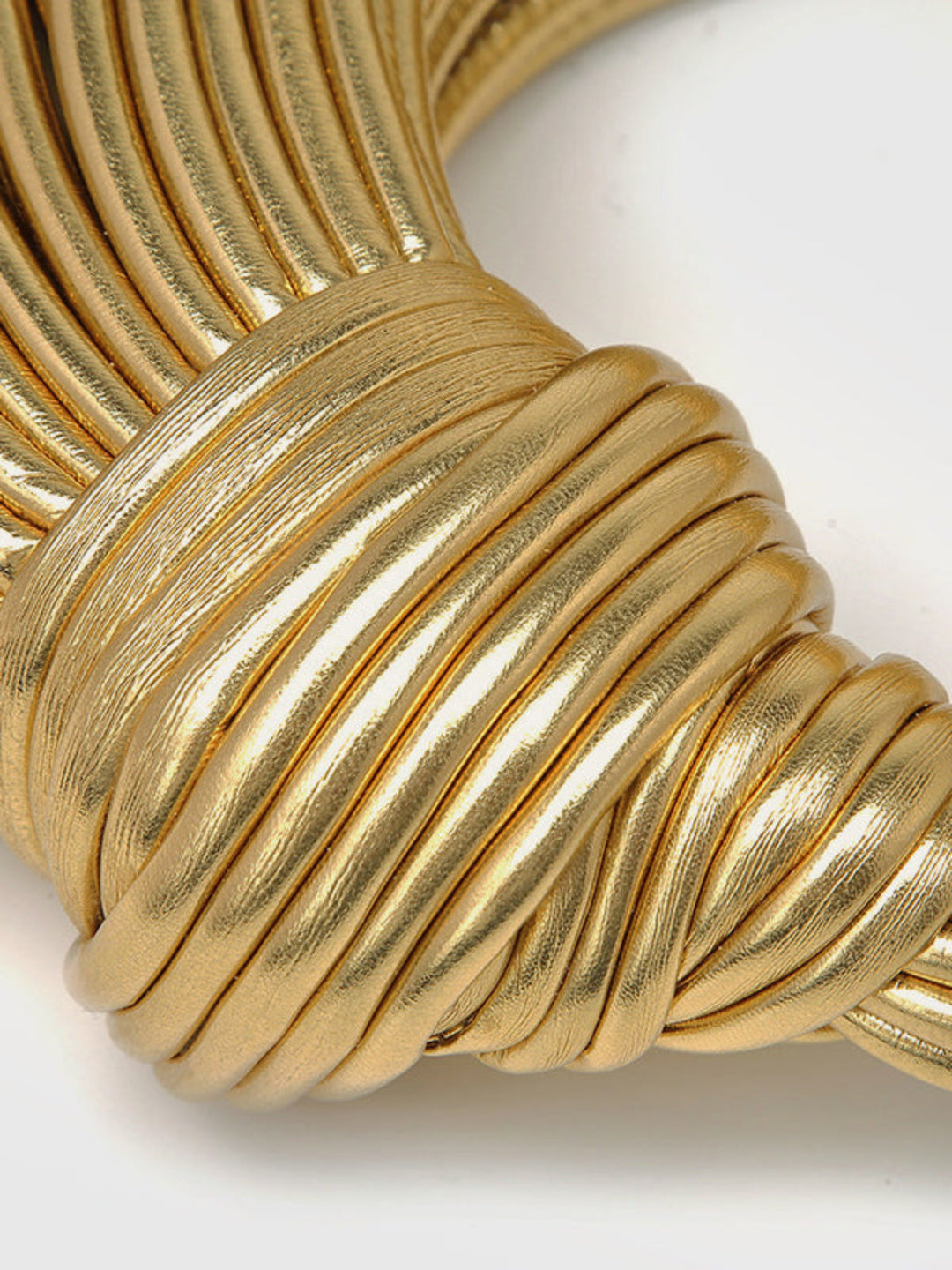 Glanzstück Sculpted Metallic Handbag | Gold Curved Silhouette