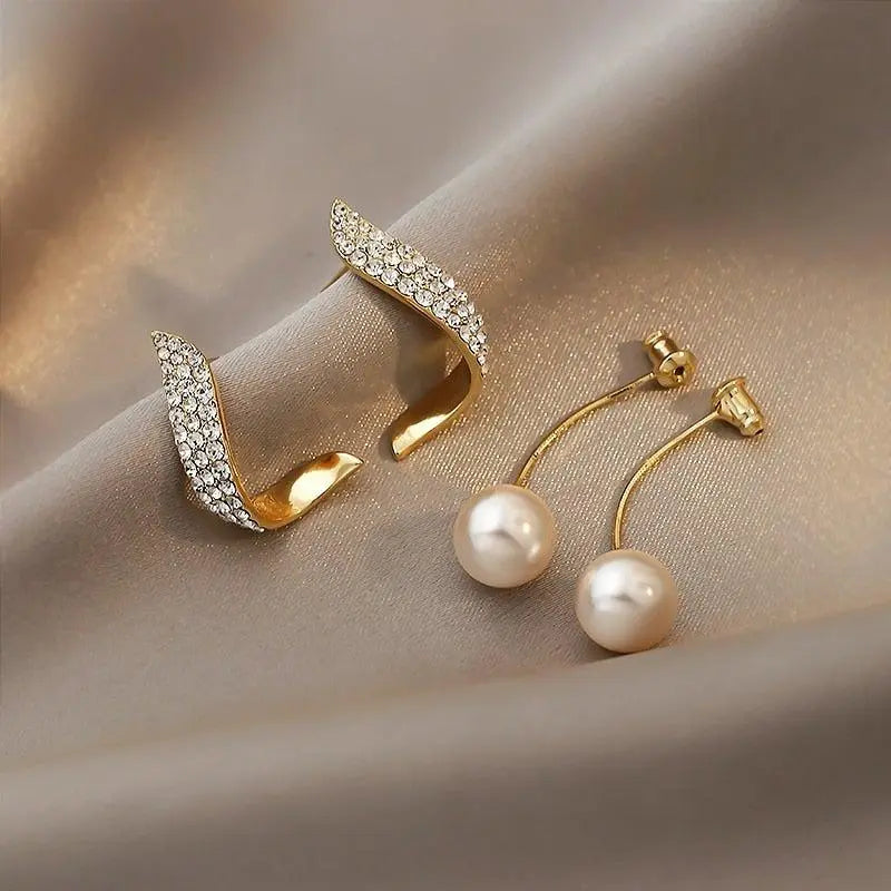 Glanzstück Pearl Drop Earrings | Crystal Paved Gold Tone