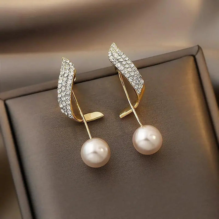 Glanzstück Pearl Drop Earrings | Crystal Paved Gold Tone