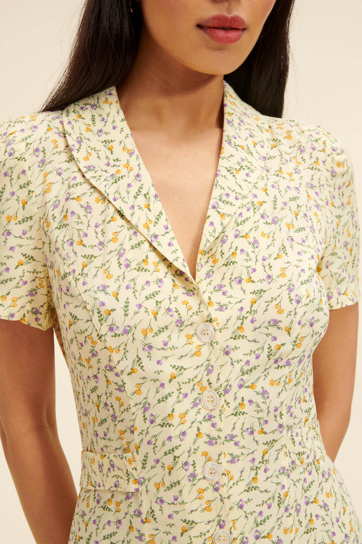 Seidenmix Blumen Midi Kleid | Knopfvorderseite | Kurze Ärmel