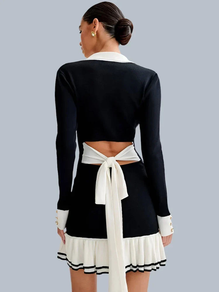 Strick Mini Kleid | Slim Fit | Knopf vorn | Volantsaum