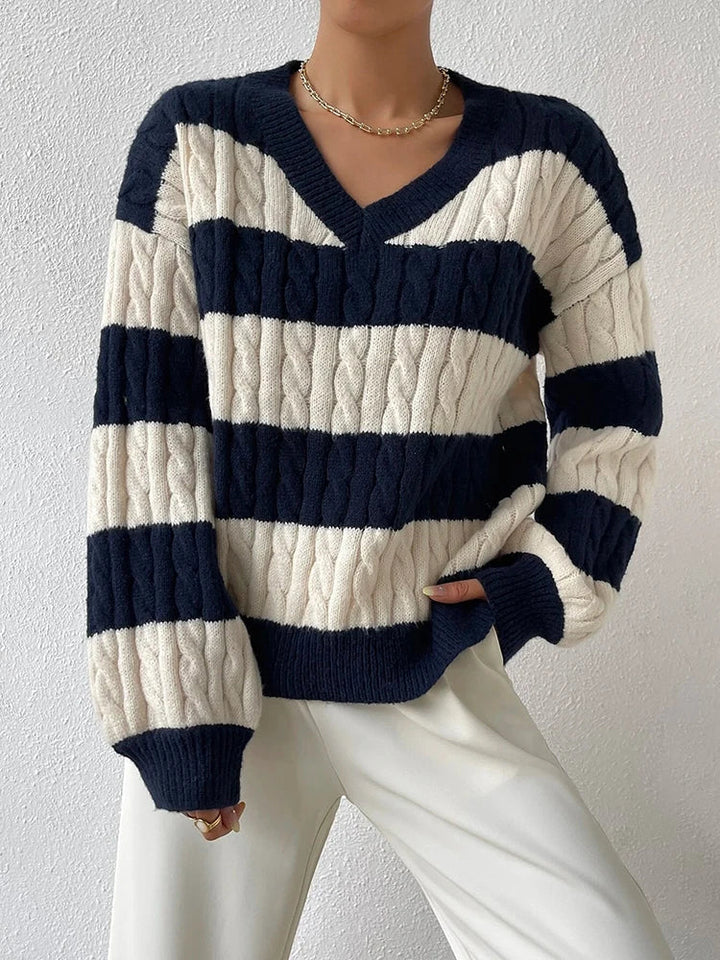 Gestreifter Kabelstrick V-Ausschnitt Pullover | Relaxed Fit
