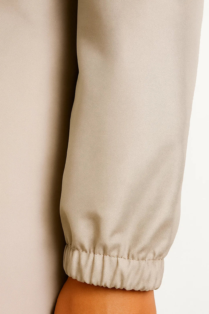 Damen Regenjacke mit Kapuze | Wasserabweisender langer Mantel | Leichter Schnitt