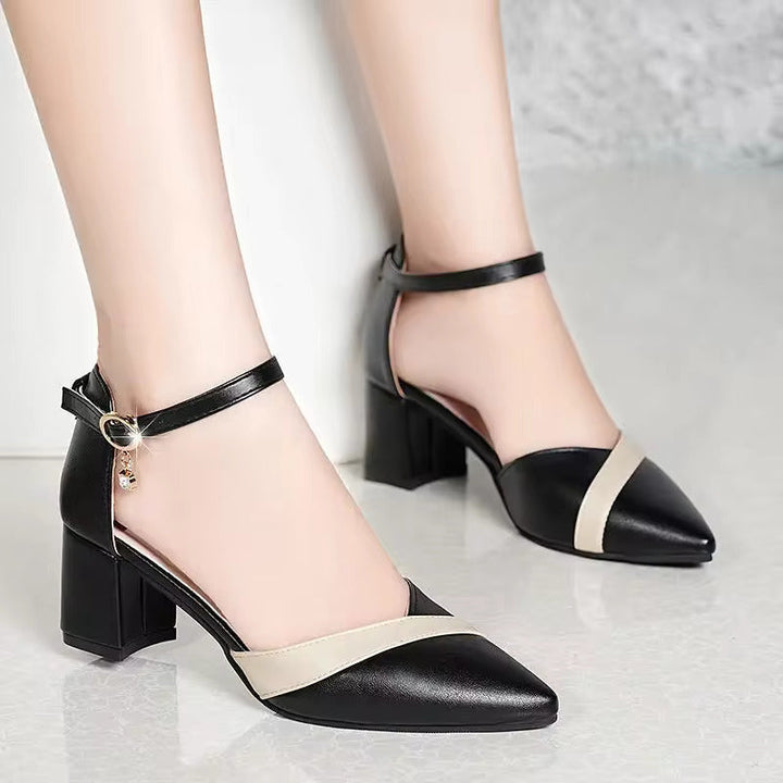Block Heel Ankle Strap Pumps | Kontrastband | Spitz