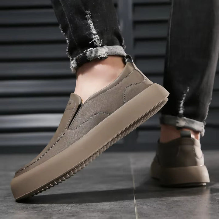 Leder Slipper | Rindsleder Obermaterial | Gepolsterte Sohle